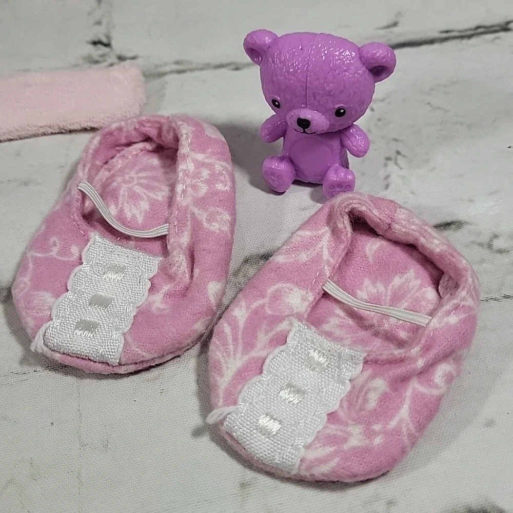 Our Generation Doll Accessories Lot Bathrobe Slippers Yarn Curling Iron Nightime